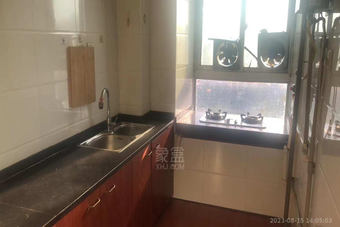 泉塘湾二期  3室2厅1卫    1200.0元/月室内图