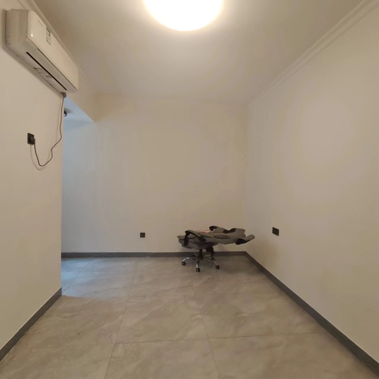 康城上品 3室2厅 1700.00元