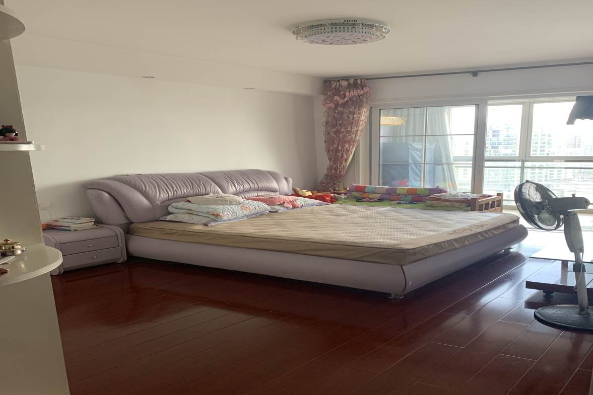 禧诚月畔湾  3室2厅1卫    2200.0元/月室内图