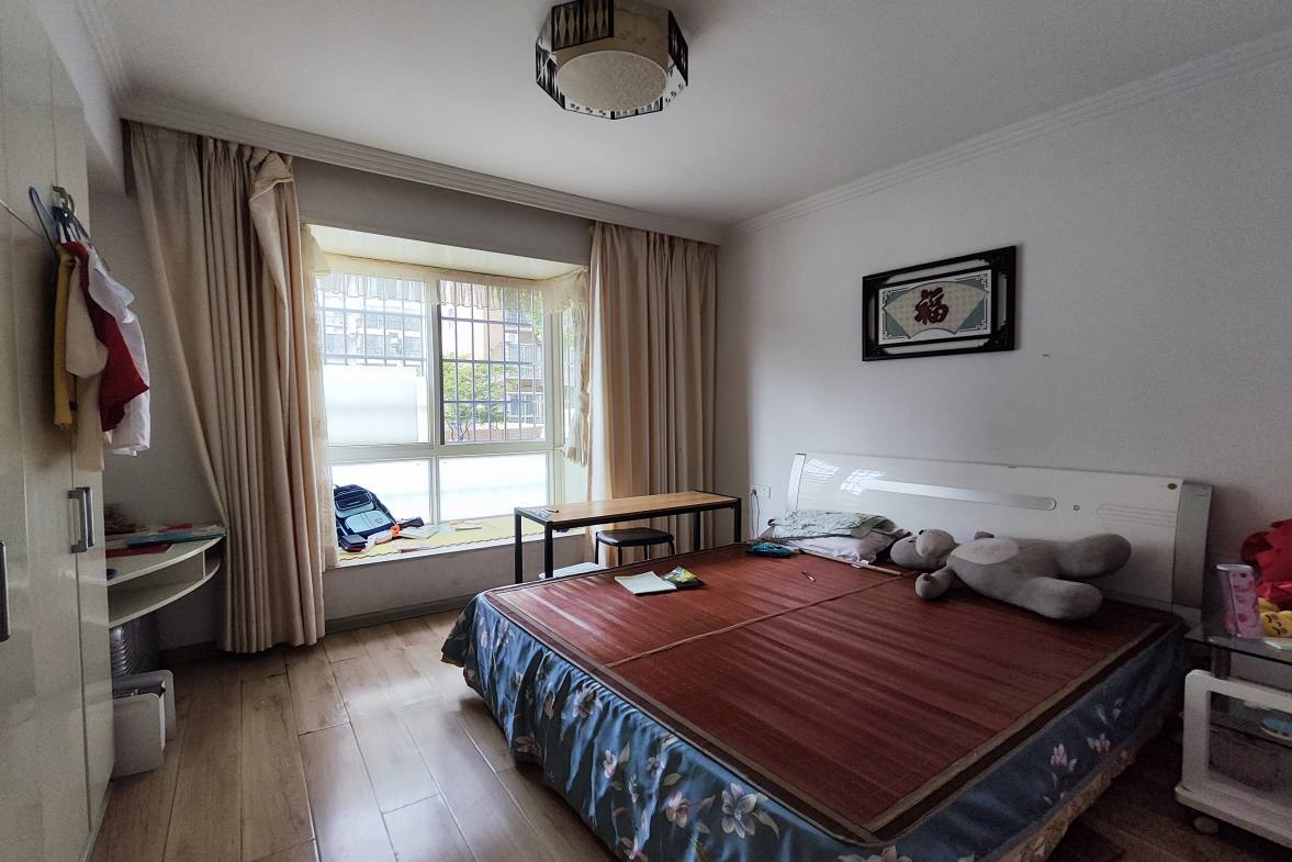 君悦华府  0室0厅0卫    88.8万客厅