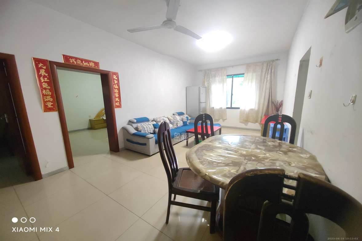 建工集团单位房  3室2厅1卫   2600.00元/月室内图1