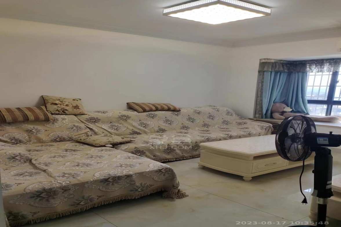 文化园三期  2室1厅1卫    1900.0元/月室内图