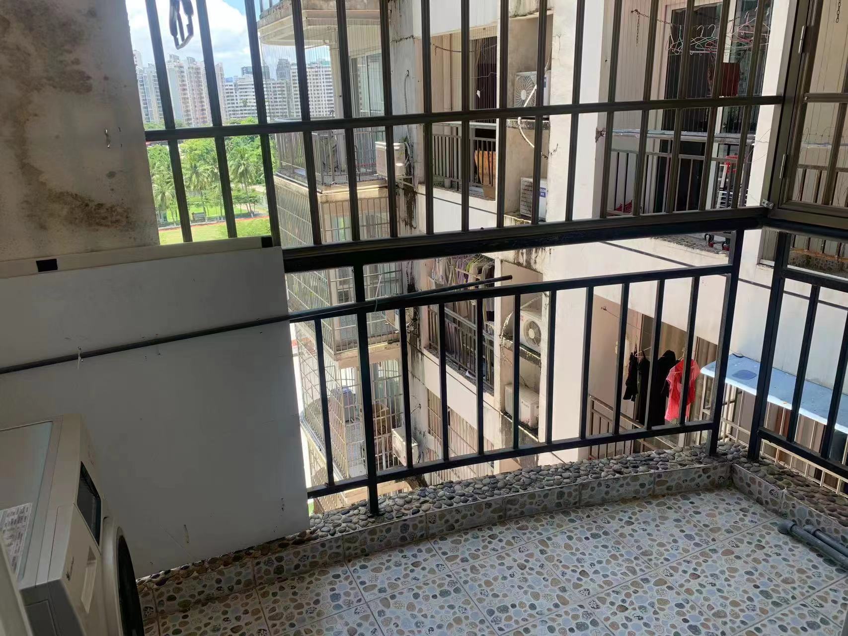 海晟瑞景  2室2厅1卫    107.9万