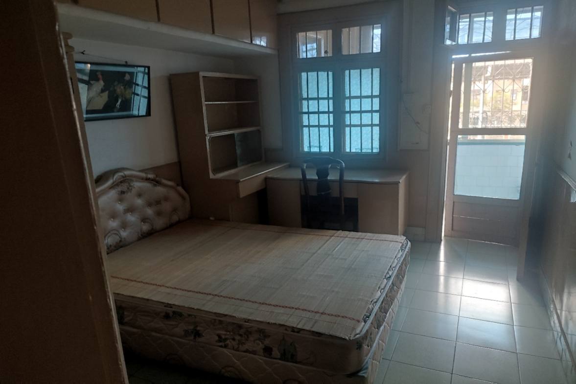 一中附小校内单位房  3室2厅1卫    1400.0元/月室内图