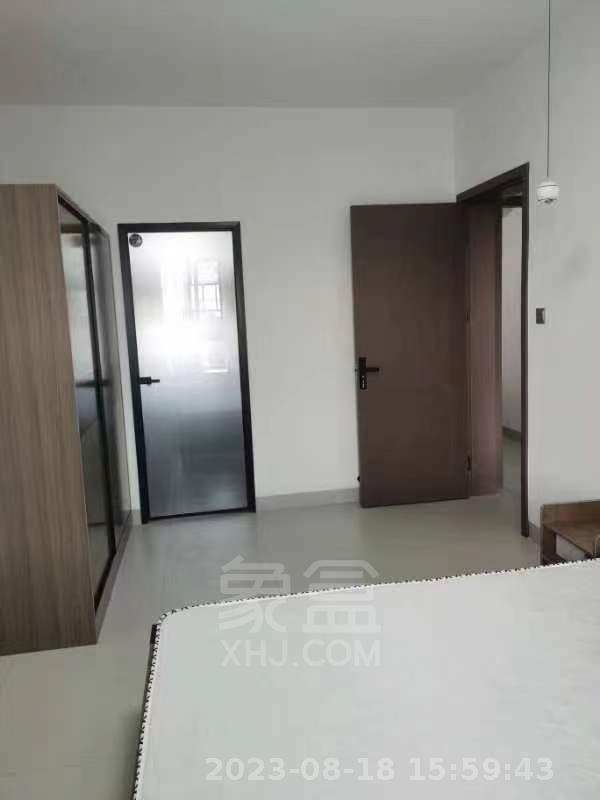 绿地21城 3室2厅1卫 1700.0元/月 绿地21城 3室2厅1卫 1700.0元/月室内图