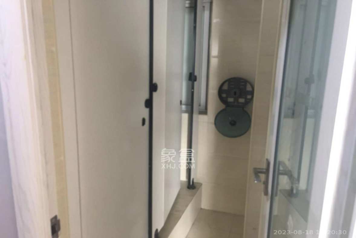 万博汇  1室1厅1卫    1800.0元/月室内图