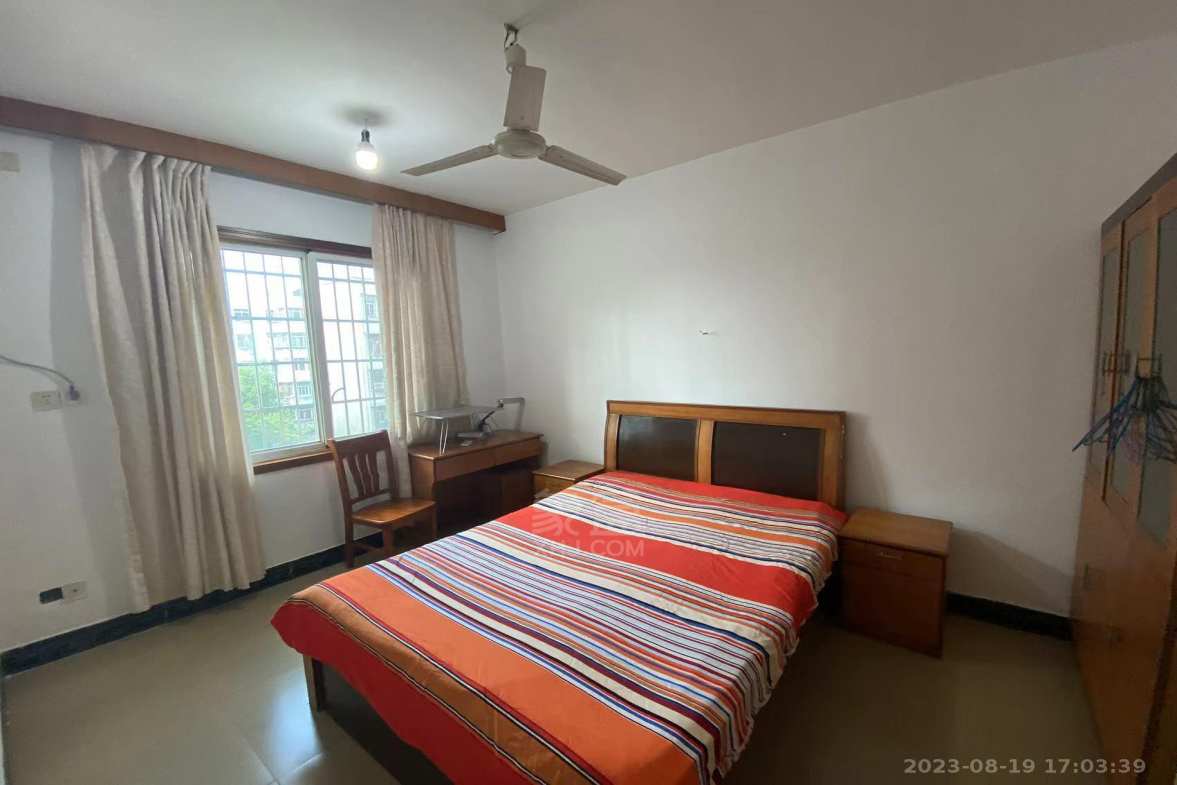 张家园 3室2厅1卫 1380.0元/月 张家园 3室2厅1卫 1380.0元/月室内图