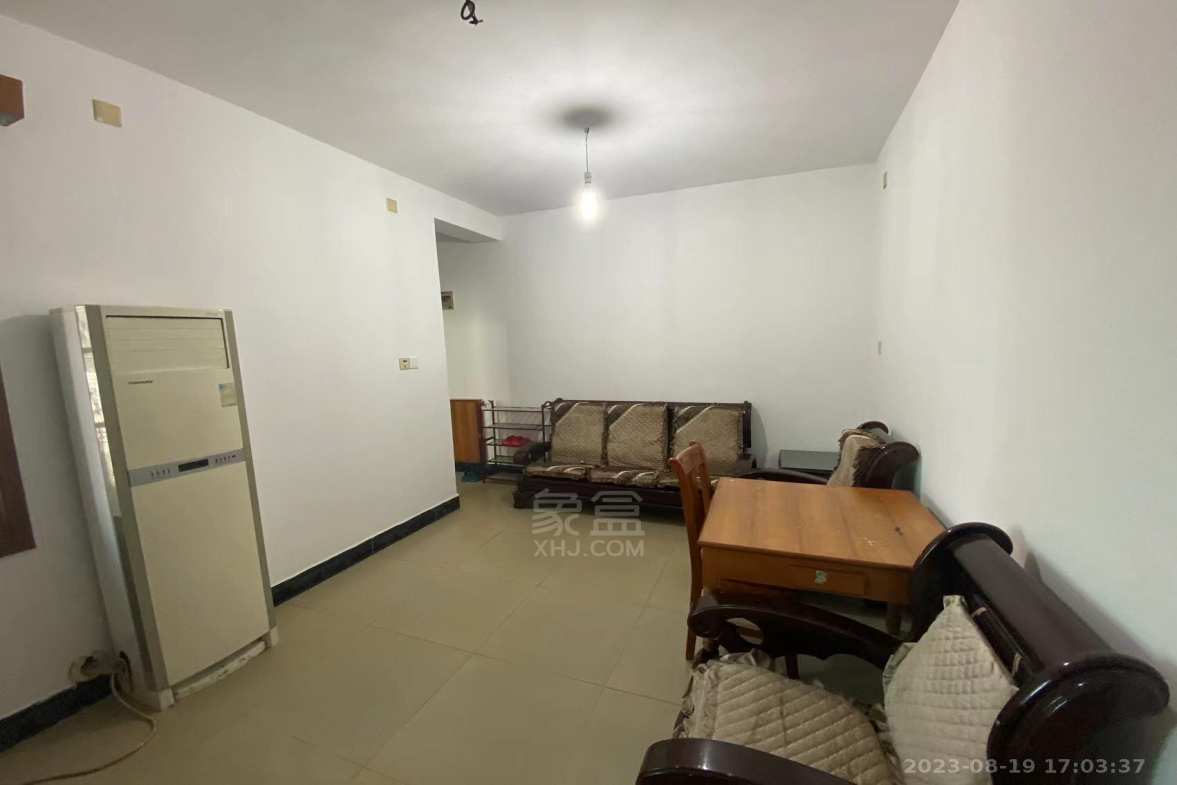 张家园 3室2厅1卫 1380.0元/月 张家园 3室2厅1卫 1380.0元/月室内图