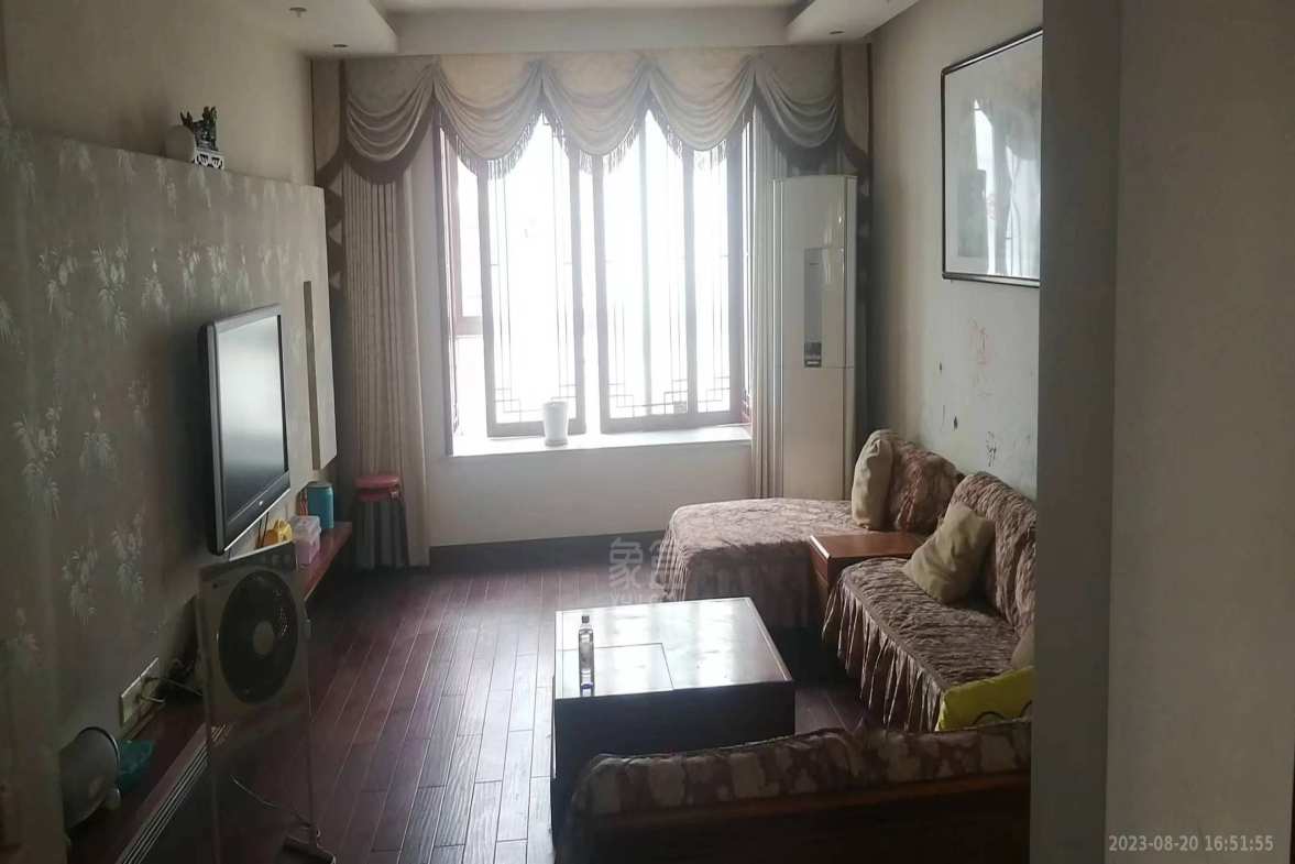 荷塘香榭 3室2厅1卫 1600.0元/月 荷塘香榭 3室2厅1卫 1600.0元/月室内图