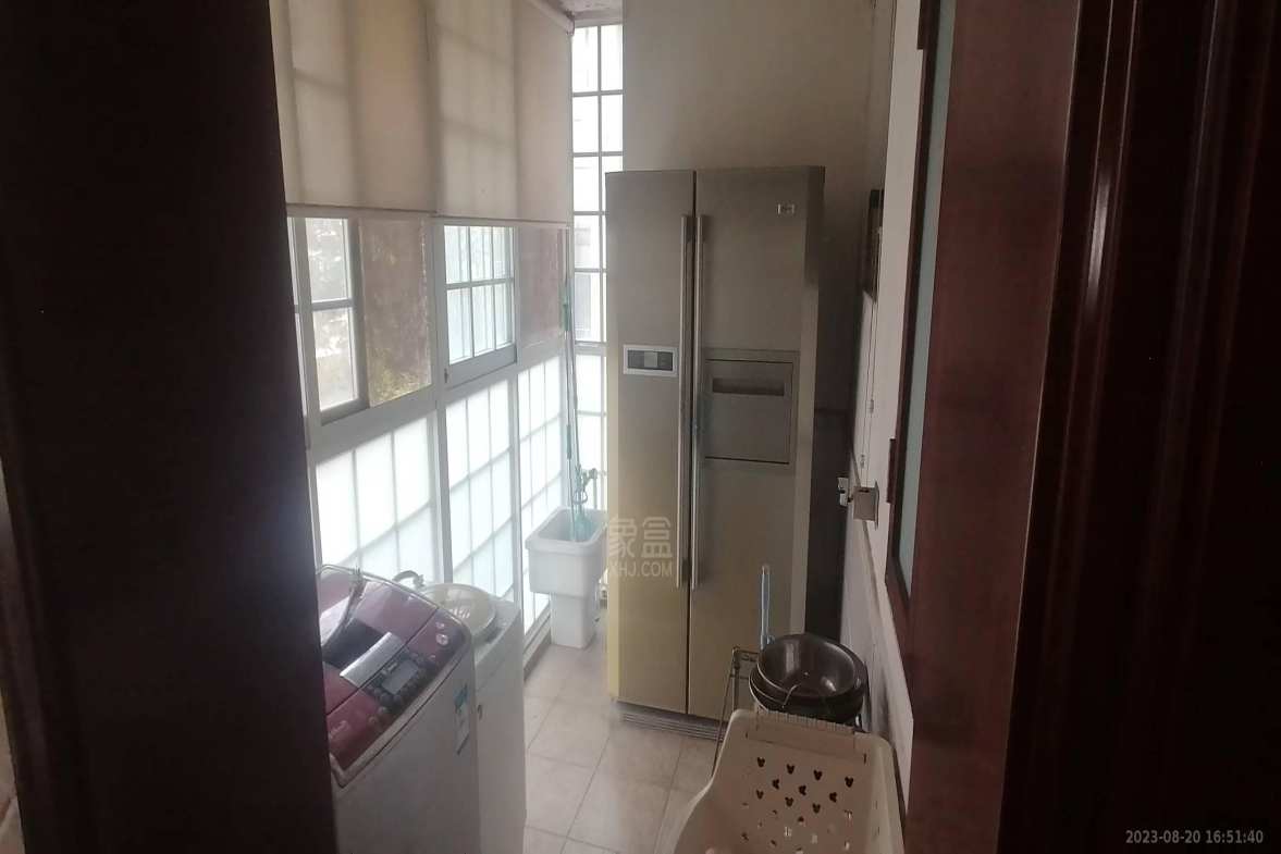 荷塘香榭 3室2厅1卫 1600.0元/月 荷塘香榭 3室2厅1卫 1600.0元/月室内图