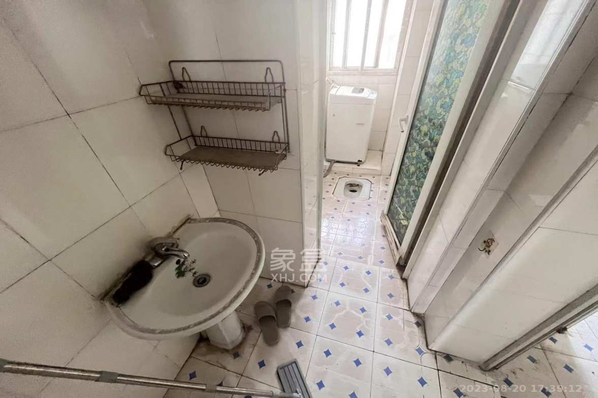 桔园小区1-8片  2室1厅1卫    1300.0元/月 桔园小区1-8片  2室1厅1卫    1300.0元/月室内图