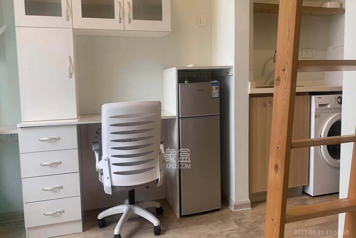 兰亭湾畔  1室1厅1卫    1300.0元/月室内图1