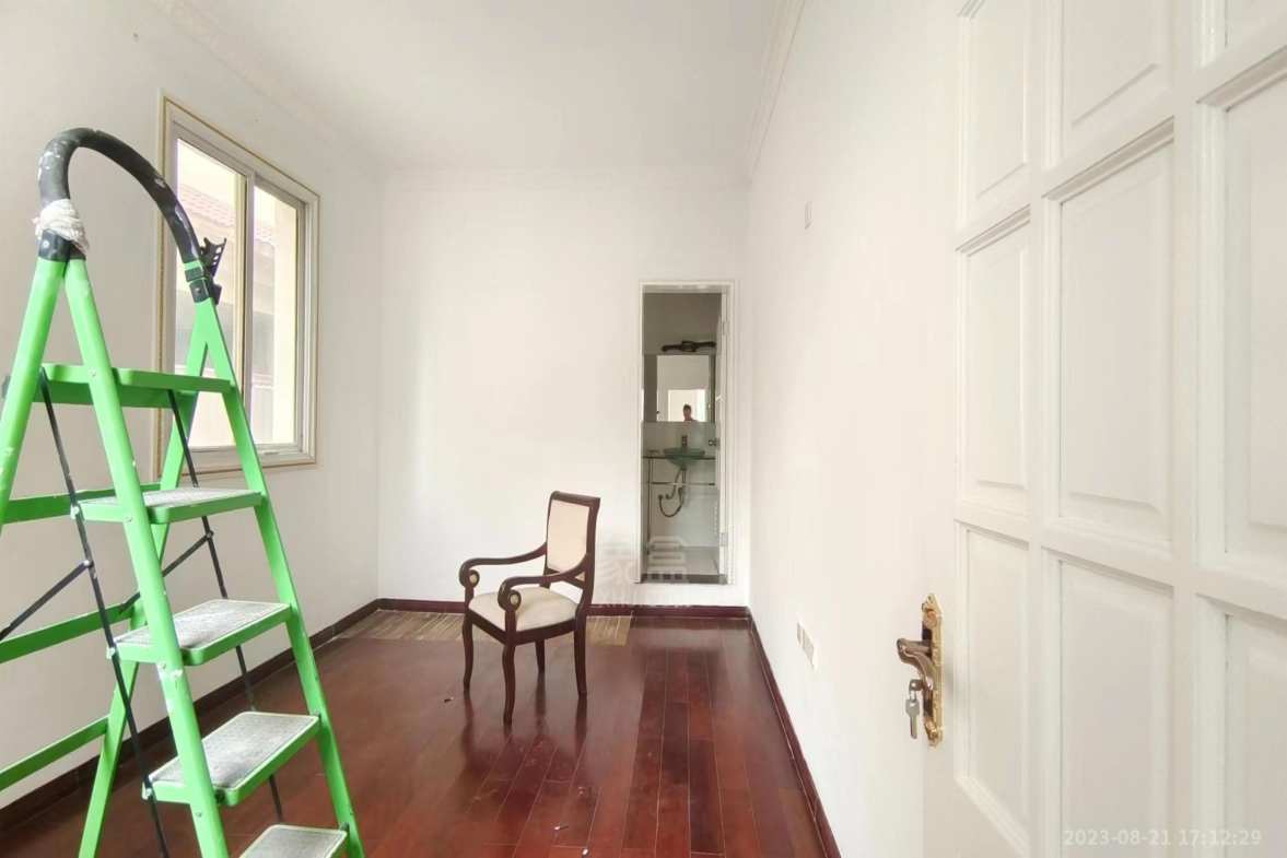 马家河镇  5室2厅4卫    6500.0元/月室内图