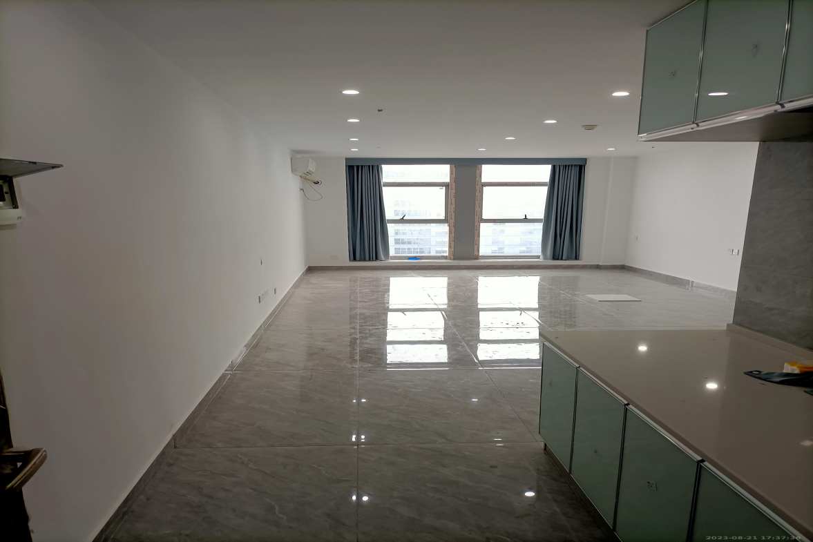 新兴企业中心  1室1厅1卫    1300.0元/月室内图