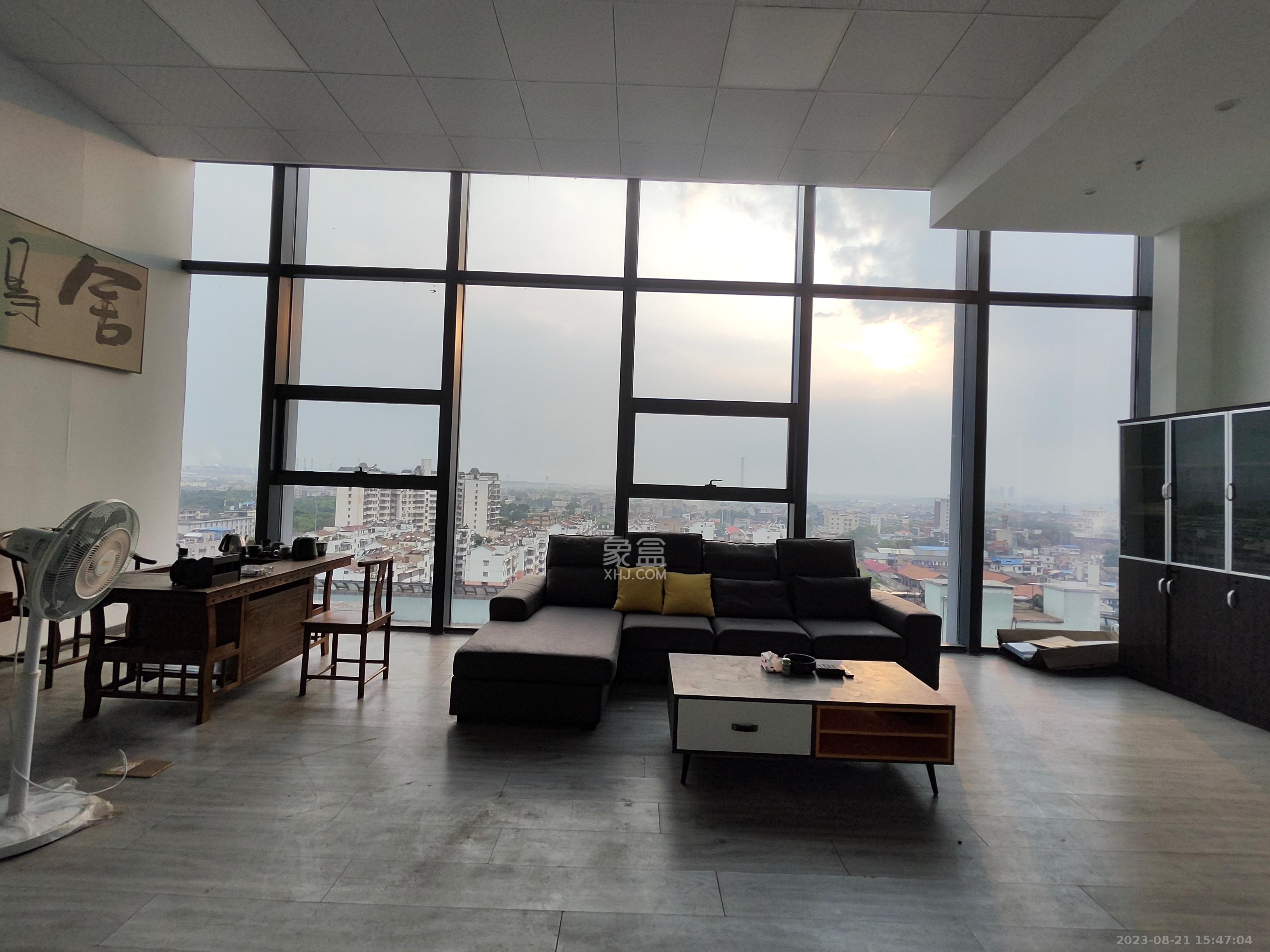 湘潭中心   130.0㎡      3900.0元/月室内图