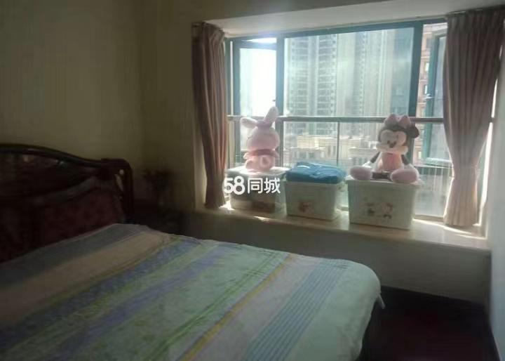 恒大绿洲  2室2厅1卫   1600.00元/月室内图
