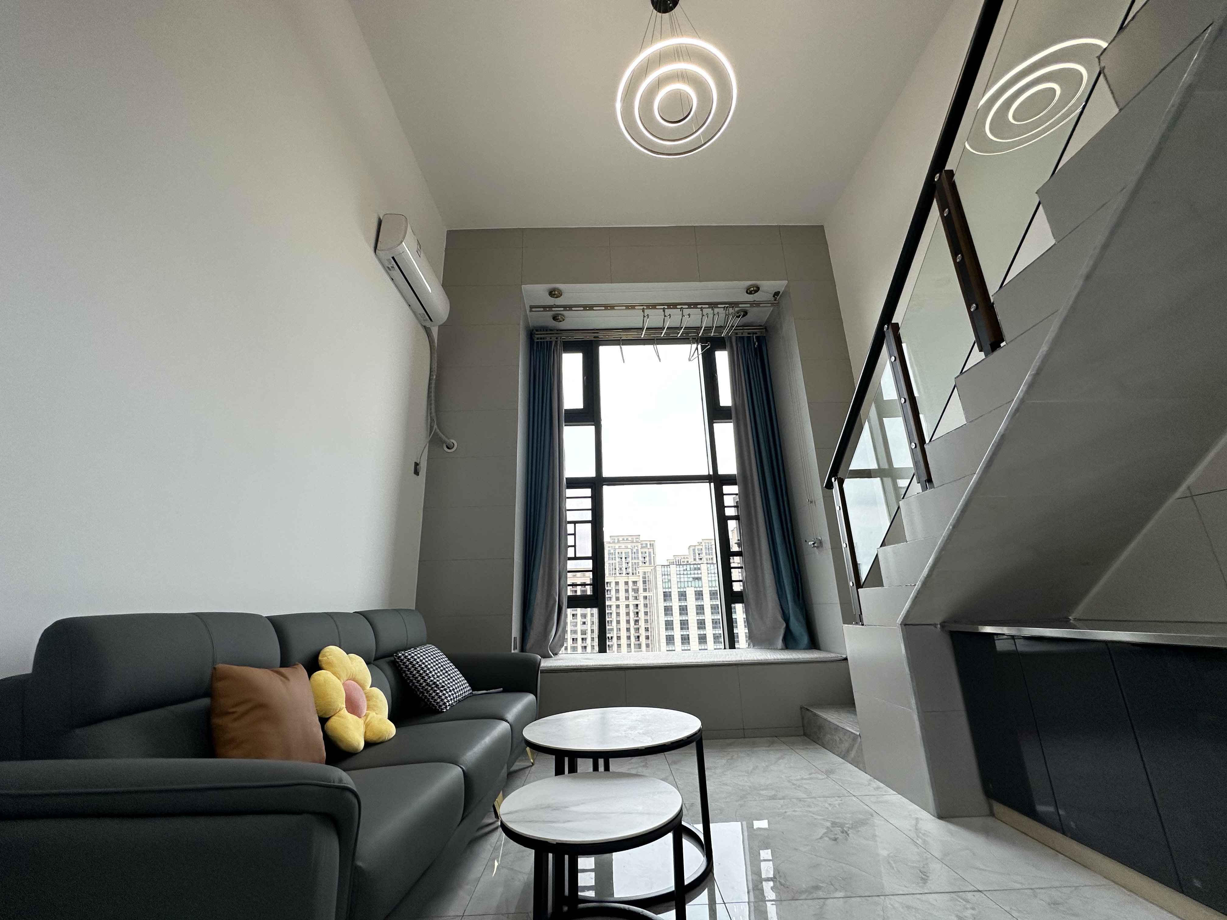 恒大绿洲  1室1厅1卫    1500.0元/月