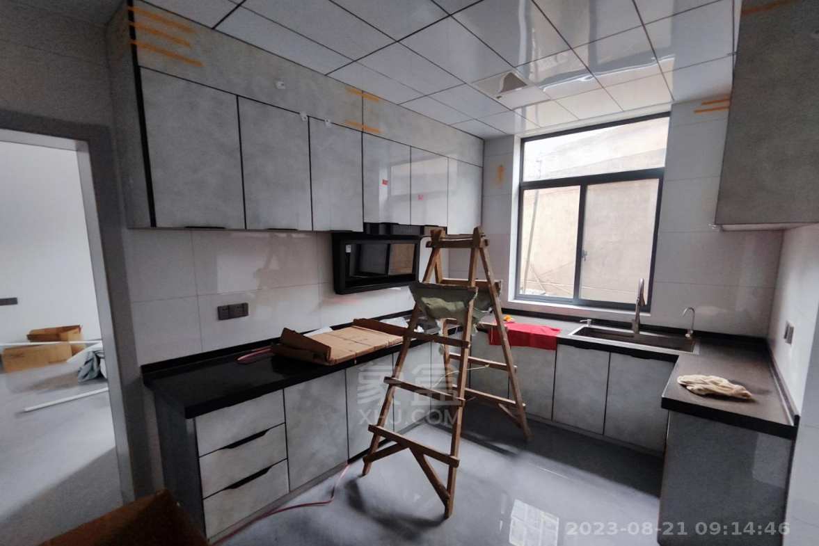 太阳村散盘 4室1厅1卫 3200.0元/月 太阳村散盘 4室1厅1卫 3200.0元/月室内图