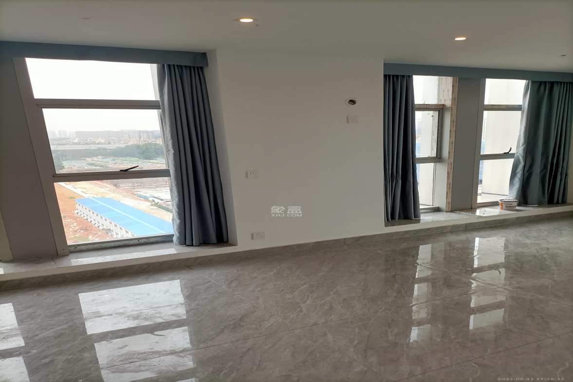 新兴企业中心  1室1厅1卫    1300.0元/月室内图