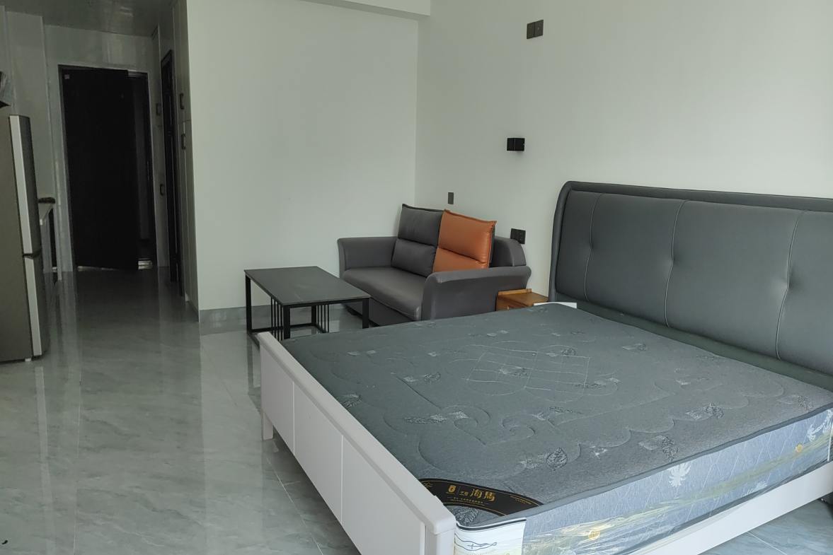 朗廷览江  1室1厅1卫    1600.0元/月 朗廷览江  1室1厅1卫    1600.0元/月户型图