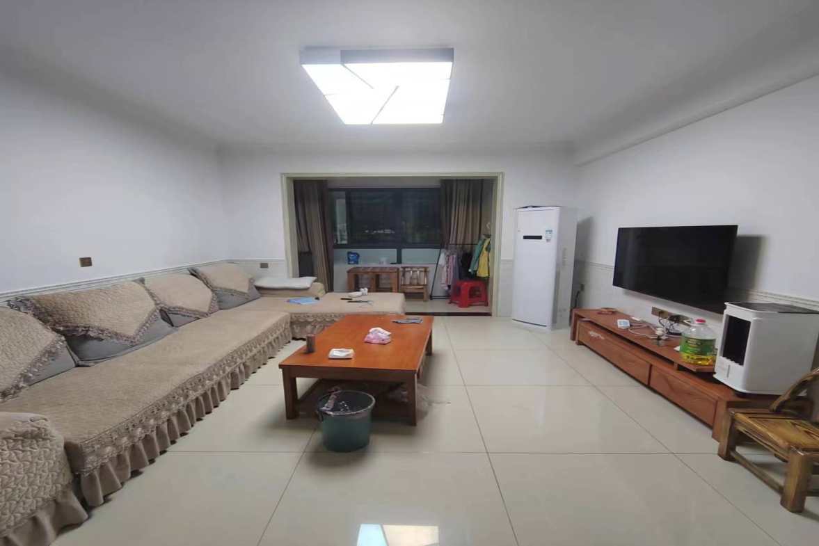 金凤公寓  3室2厅2卫    50.0万室内图