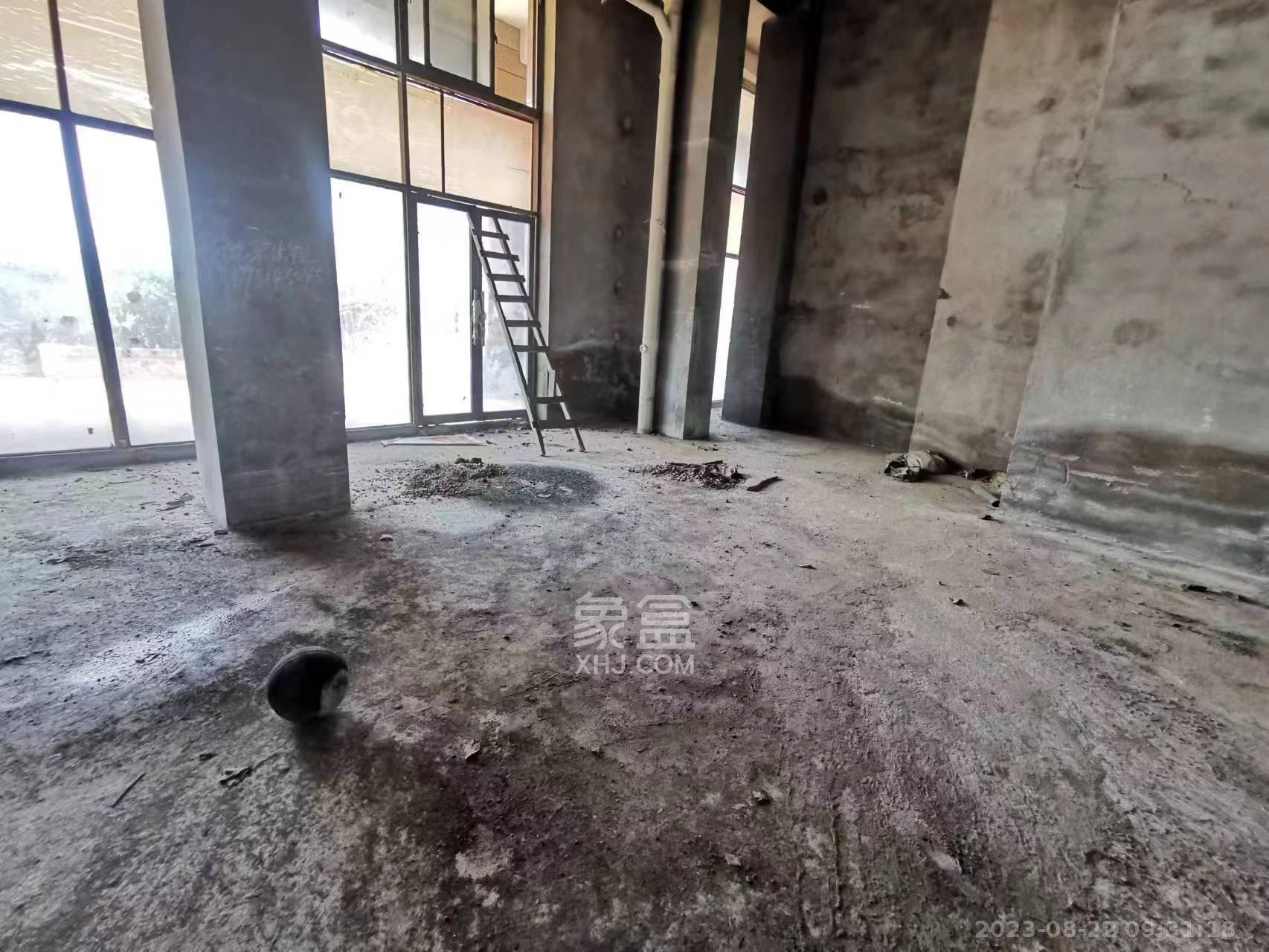 绿地公馆（绿地名邸）   238.0㎡      10000.0元/月室内图