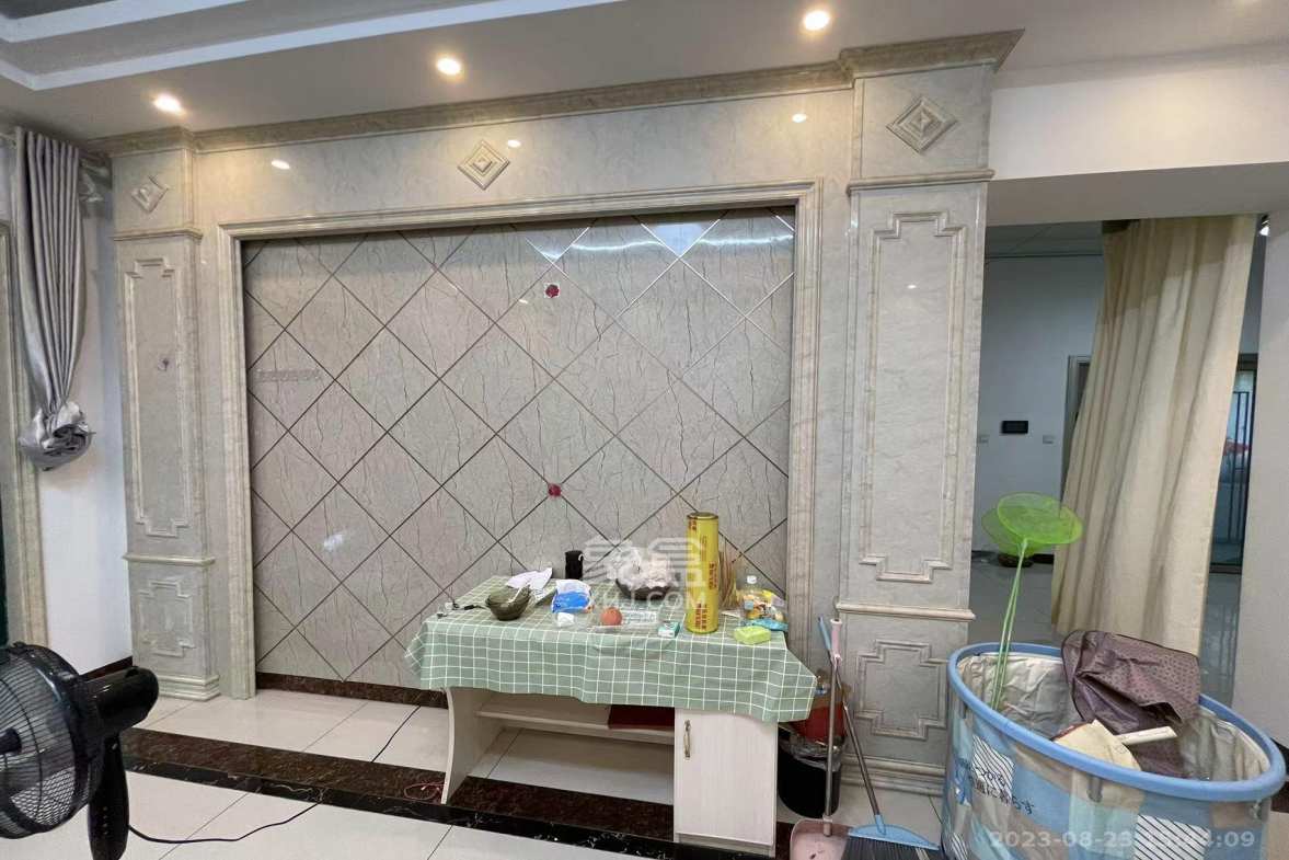 恒大雅苑  3室2厅2卫    4300.0元/月室内图