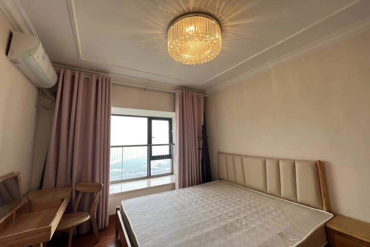 恒大南湖半岛  2室2厅1卫   2200.00元/月室内图