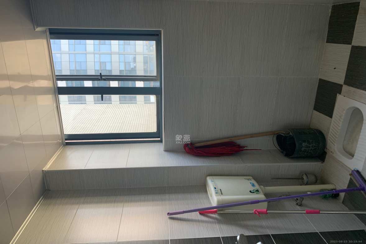 博远大厦(中南院科技综合大厦)  4室2厅2卫    4000.0元/月 博远大厦(中南院科技综合大厦)  4室2厅2卫    4000.0元/月室内图