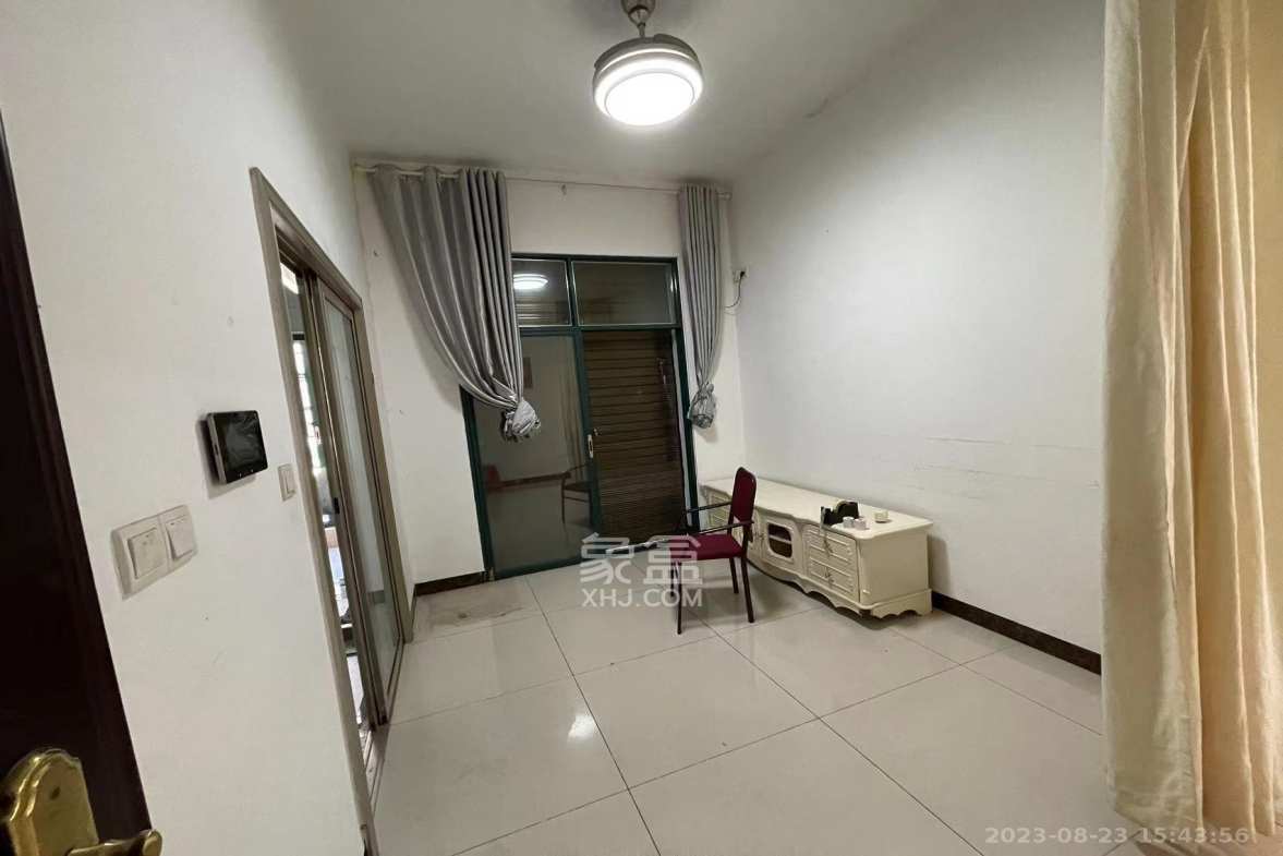 恒大雅苑  3室2厅2卫    4300.0元/月室内图