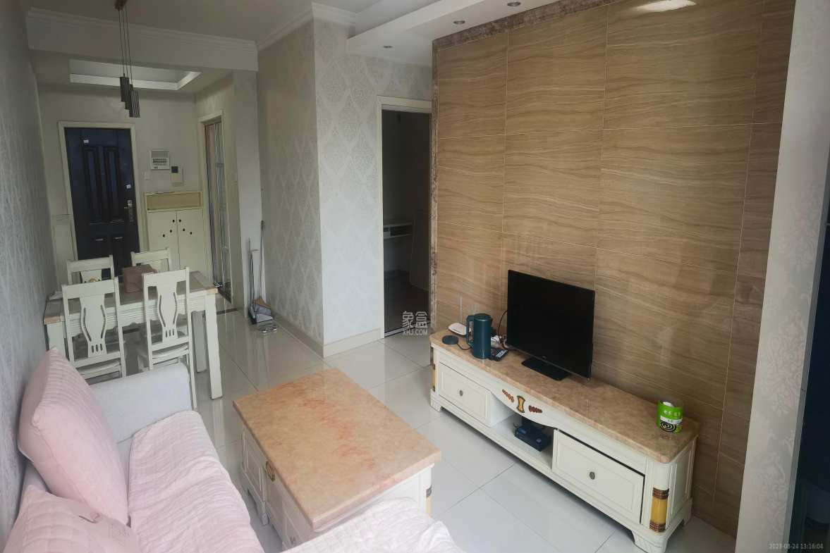 湘域城邦(湘域国际中心)  2室1厅1卫    3500.0元/月 湘域城邦(湘域国际中心)  2室1厅1卫    3500.0元/月室内图