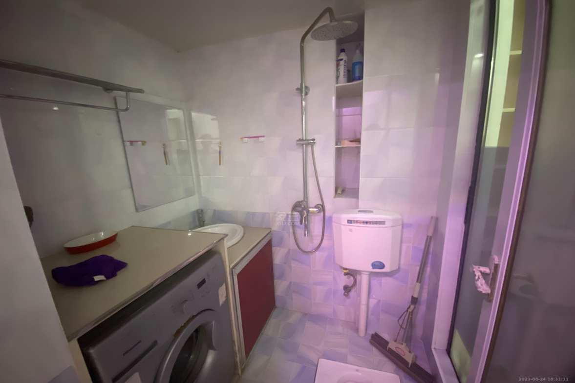 中建御山和苑  1室1厅1卫    1400.0元/月室内图