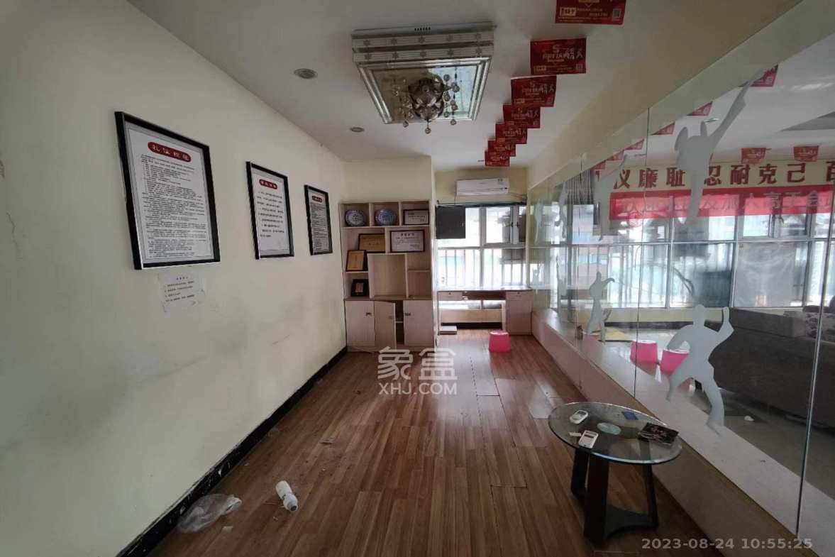 至雅大厦 5室2厅1卫 9500.0元/月 至雅大厦 5室2厅1卫 9500.0元/月室内图