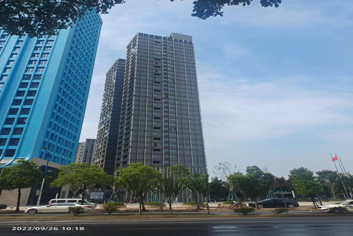枫华府第  3室2厅2卫   1800.00元/月小区图
