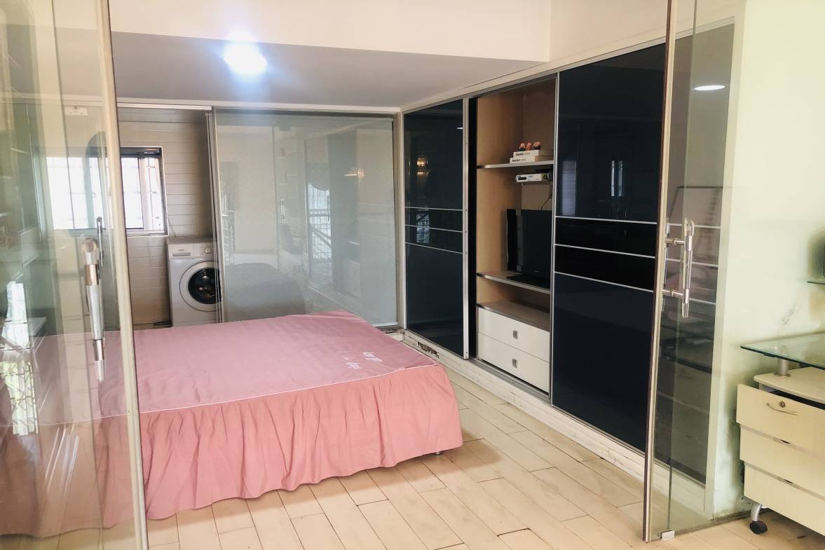 皇城御园 2室1厅1卫 42.8万 皇城御园 2室1厅1卫 42.8万客厅