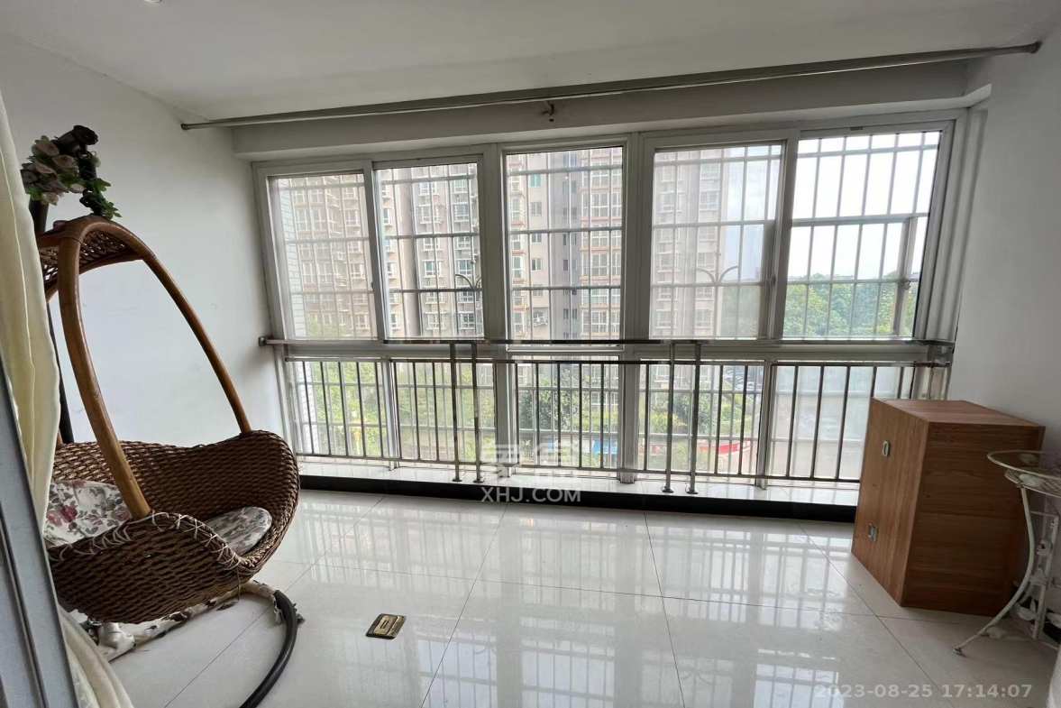 鑫天山城明珠  3室2厅1卫    1300.0元/月 鑫天山城明珠  3室2厅1卫    1300.0元/月室内图