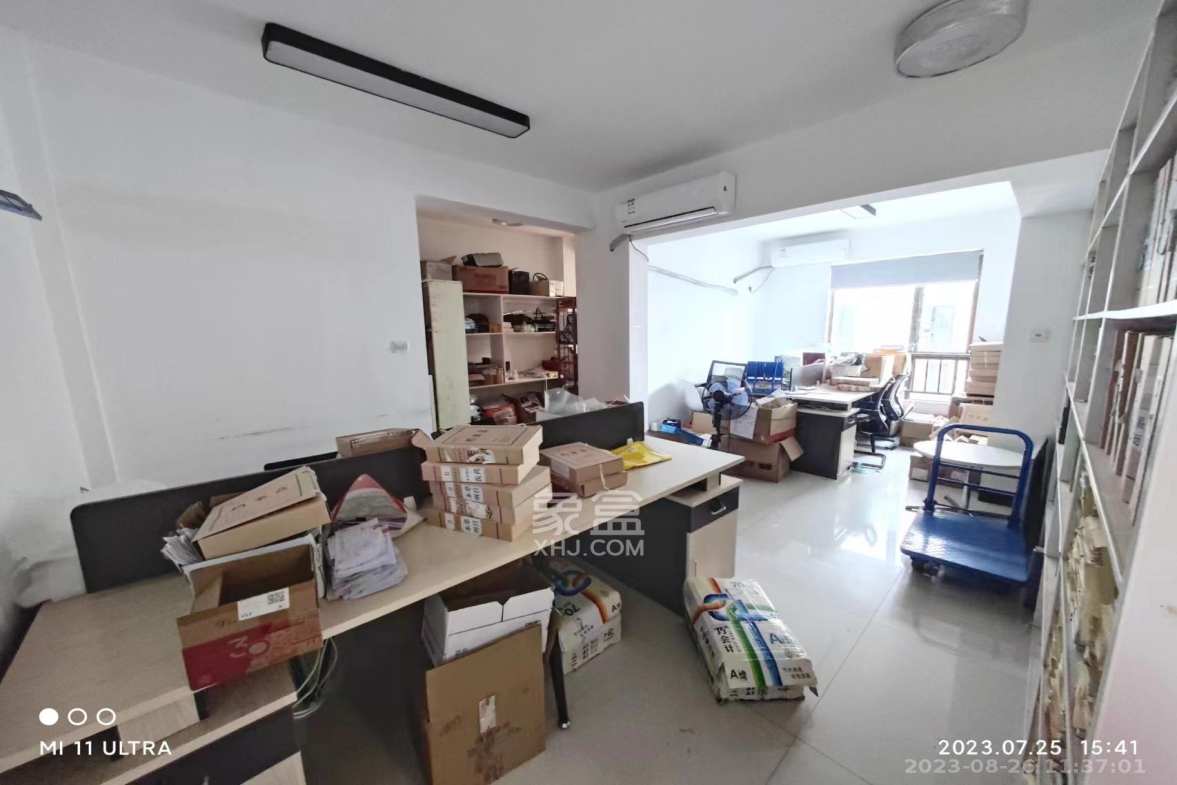 天下一家  1室1厅1卫   5400.00元/月室内图