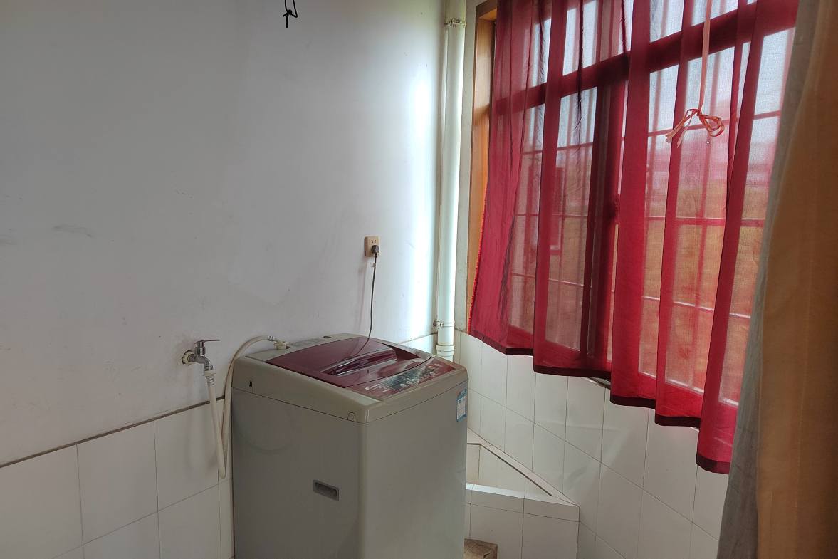 科源小区 2室1厅1卫 1000.0元/月 科源小区 2室1厅1卫 1000.0元/月室内图