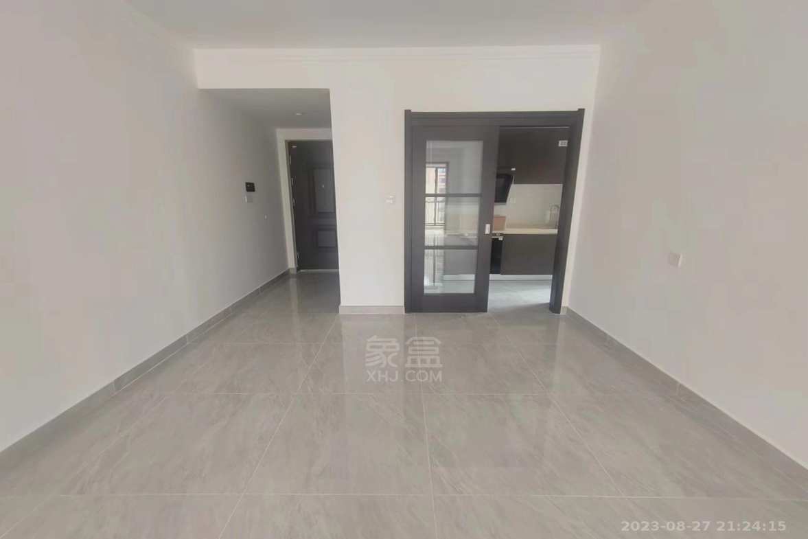 蓝溪谷 3室2厅2卫 1500.0元/月 蓝溪谷 3室2厅2卫 1500.0元/月室内图