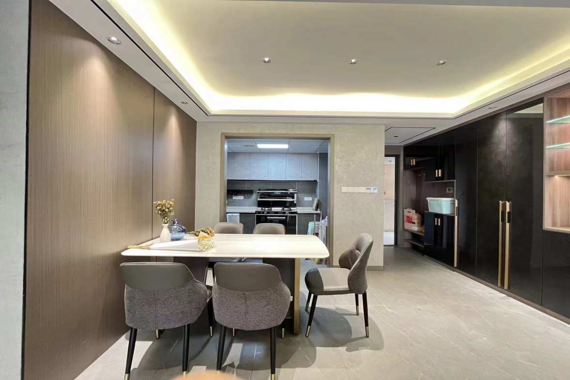 保利翡翠湾(中航翡翠湾) 3室2厅2卫 3500.0元/月 保利翡翠湾(中航翡翠湾) 3室2厅2卫 3500.0元/月室内图