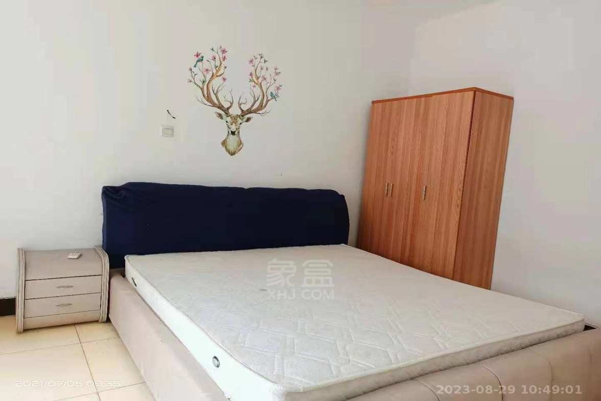 西海龙苑  1室1厅1卫    1200.0元/月 西海龙苑  1室1厅1卫    1200.0元/月室内图