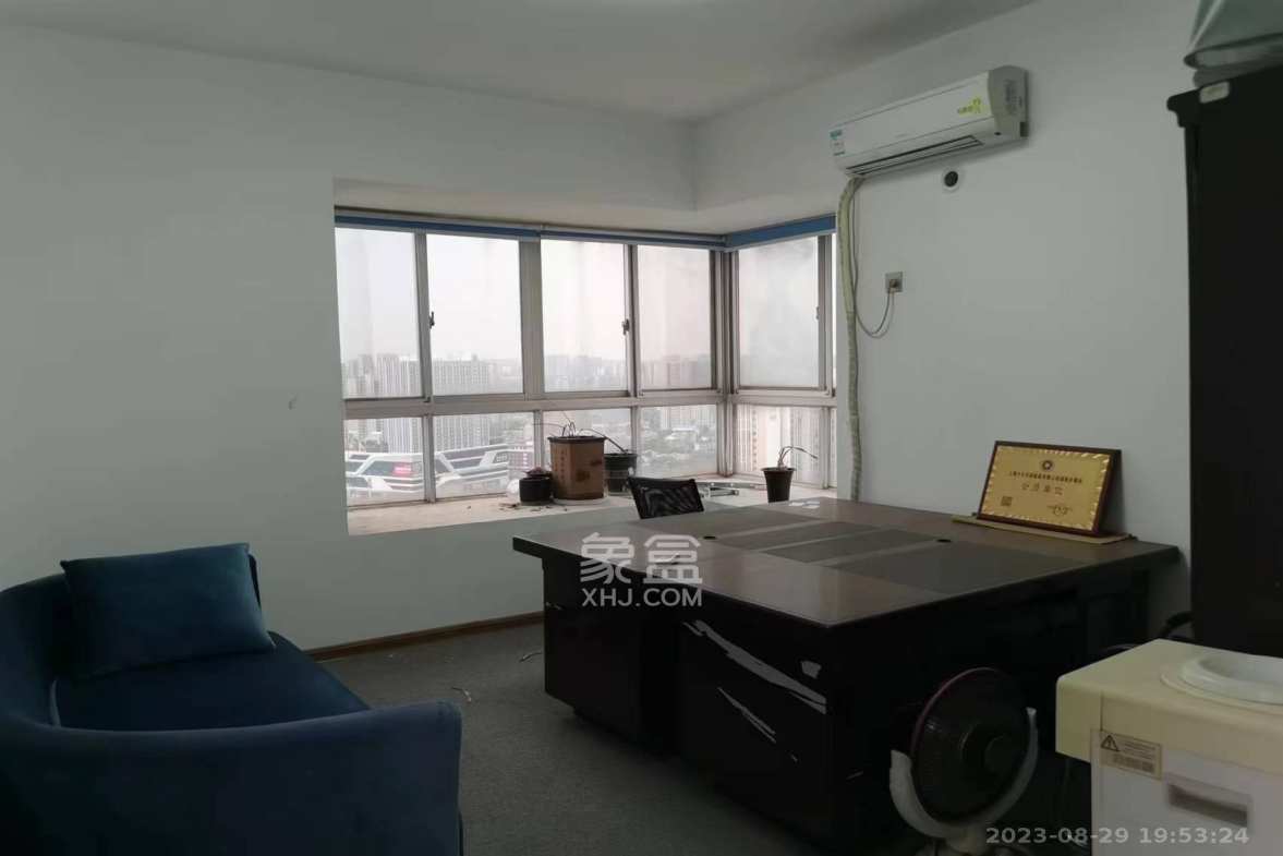 华雅花园  6室2厅2卫    6000.0元/月室内图