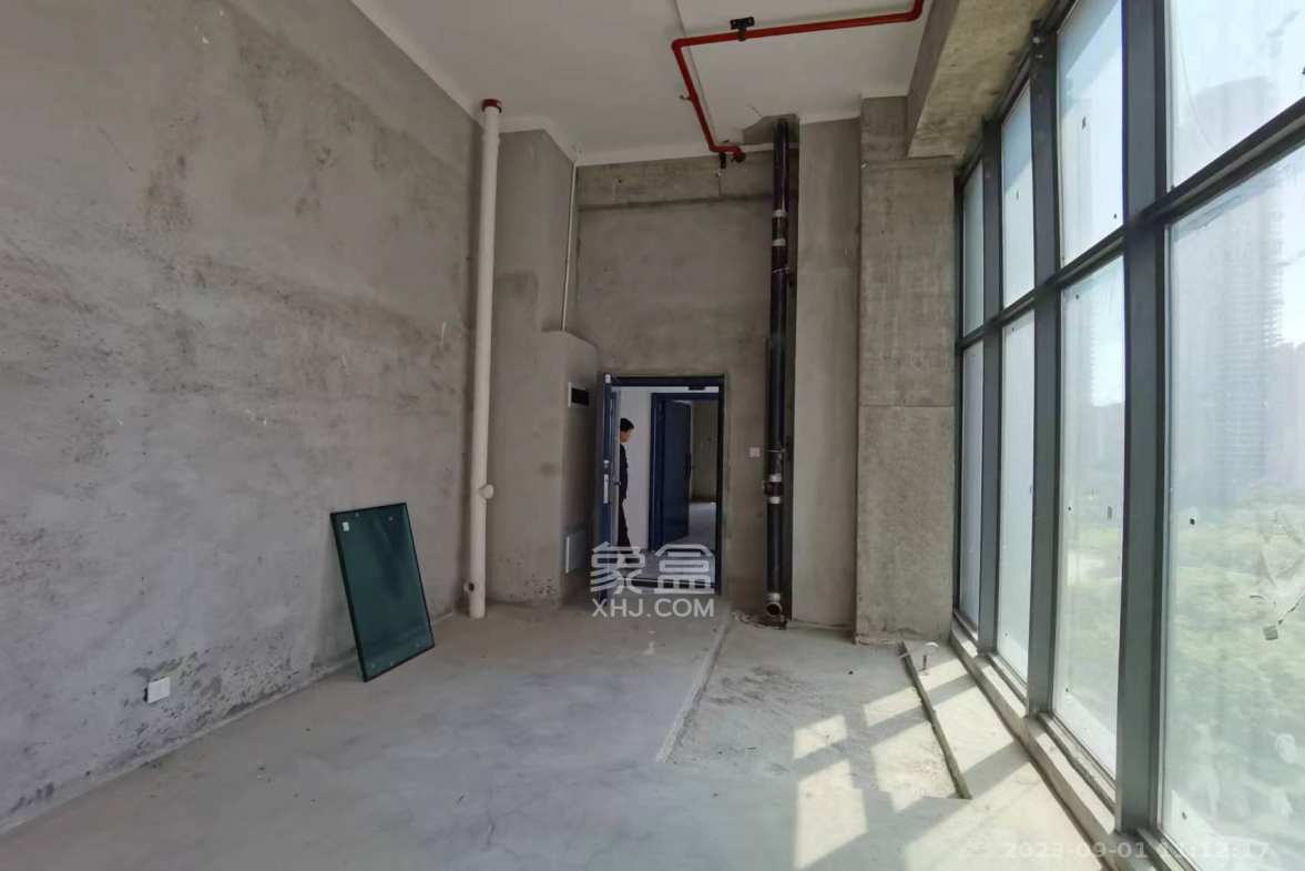 绿地V岛  1室1厅1卫    1500.0元/月室内图