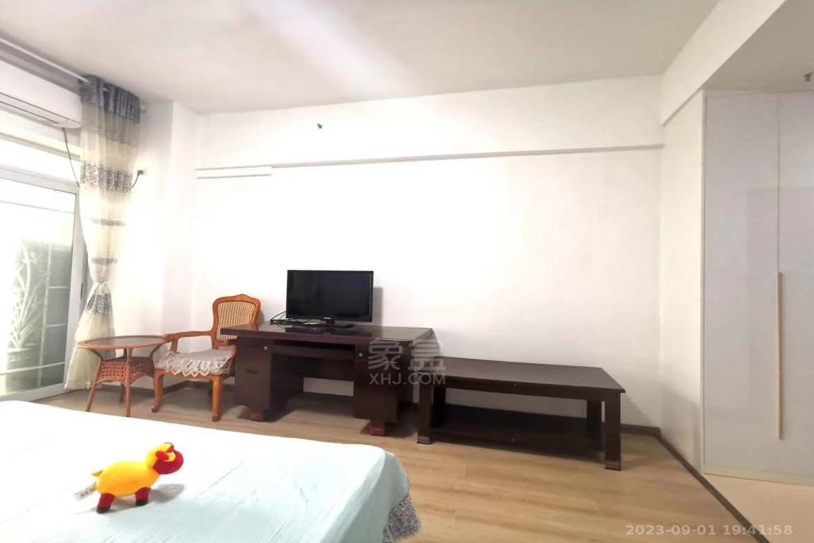 汉华国际 1室1厅1卫 1400.0元/月 汉华国际 1室1厅1卫 1400.0元/月室内图