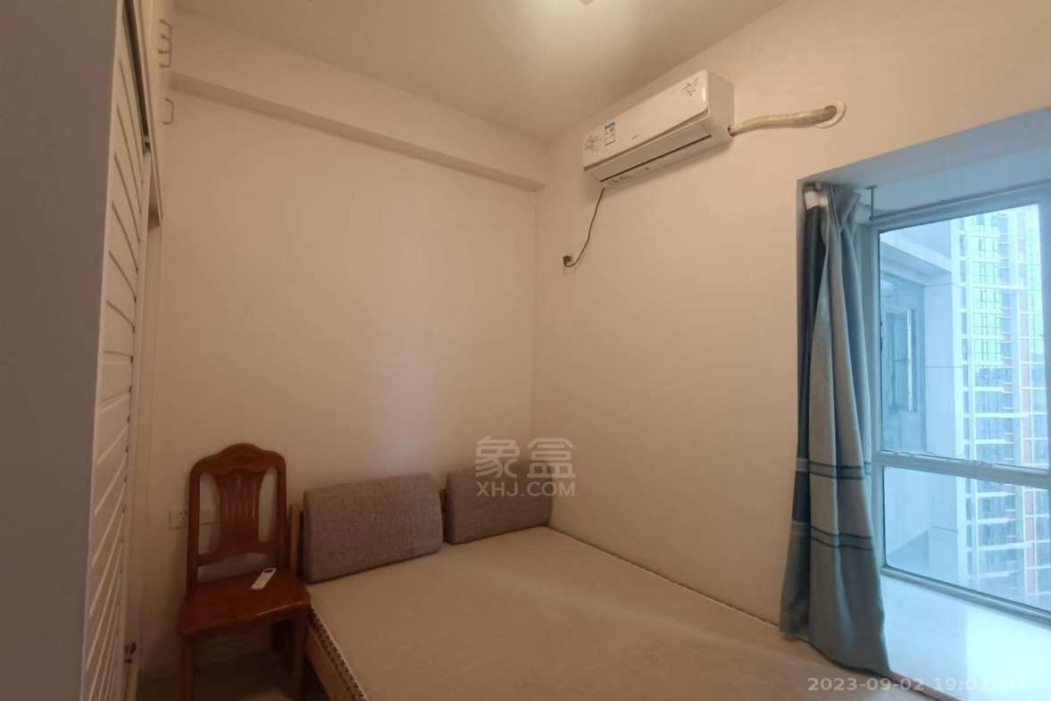 庐山一号  2室1厅1卫    1600.0元/月室内图