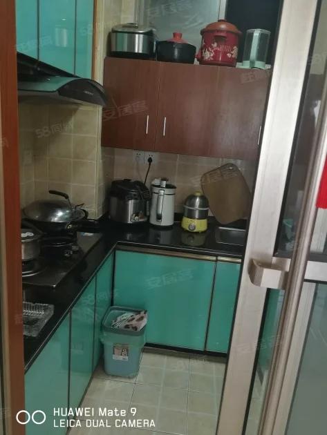 崇和中苑  2室0厅1卫    52.8万 崇和中苑  2室0厅1卫    52.8万客厅