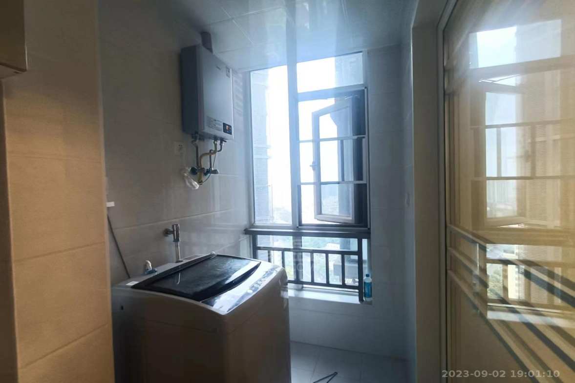 庐山一号  2室1厅1卫    1600.0元/月室内图