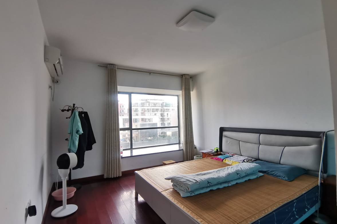 尚邦领域  3室2厅2卫    2300.0元/月室内图