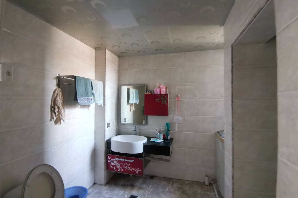 尚邦领域  3室2厅2卫    2300.0元/月室内图