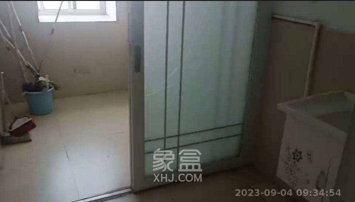 湘林家园（湘林小区电梯房）  4室2厅2卫   4000.00元/月室内图